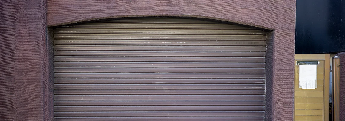 Fallen Garage Door Worn Rollers Replacement in Belleville, Illinois